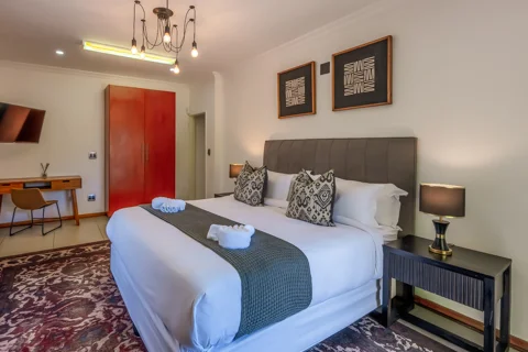 Naledi Room